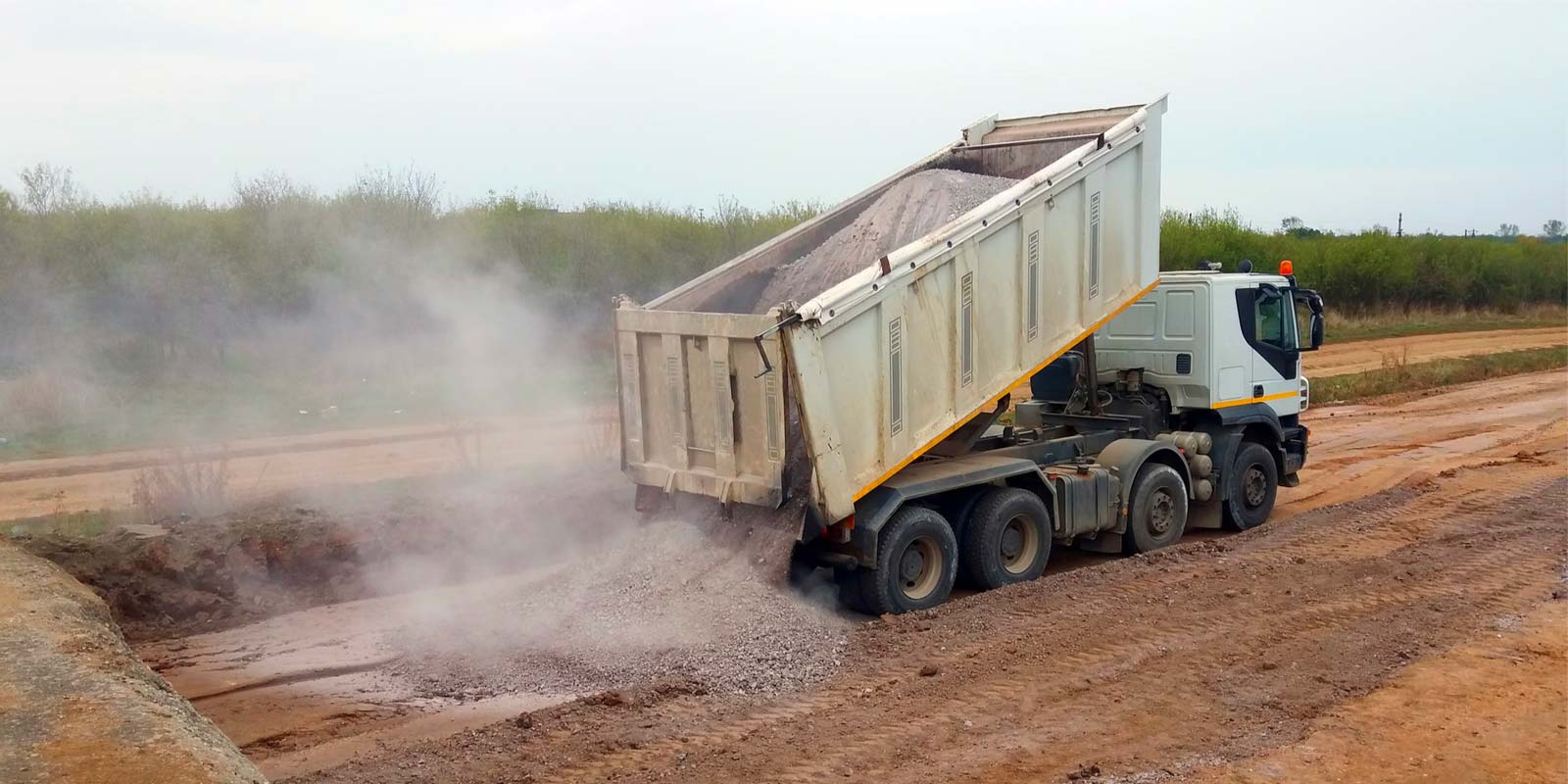 How Many Tons Of Gravel In A Dump Truck